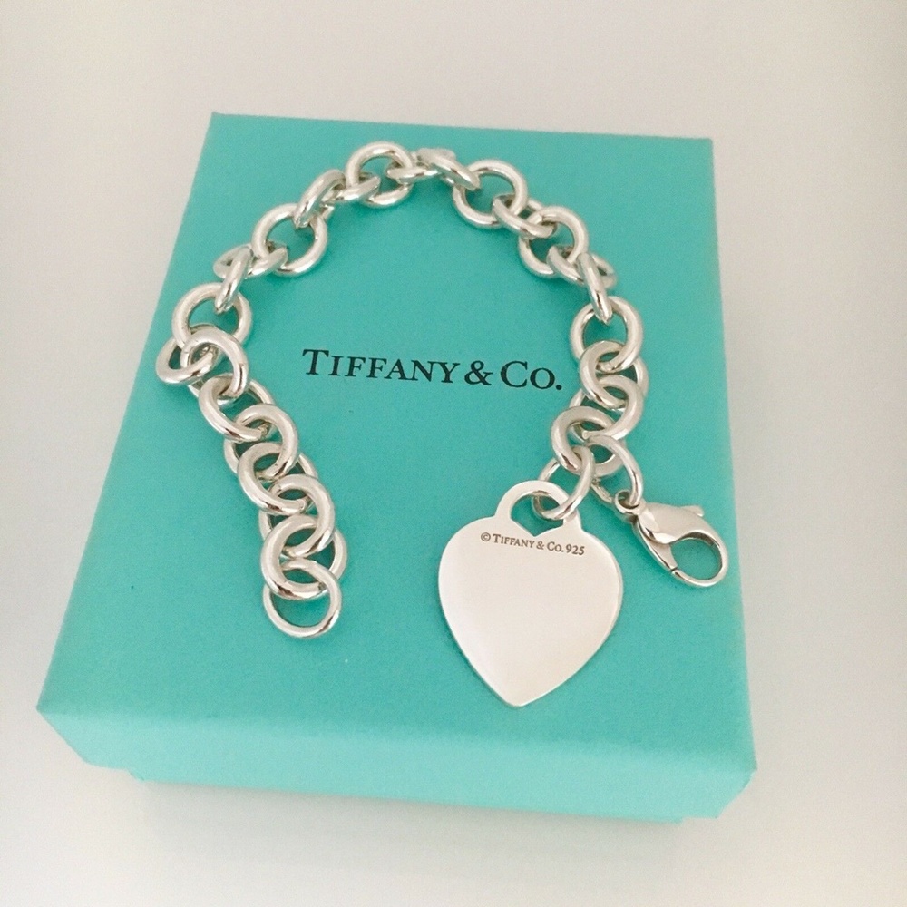 7" Tiffany & Co Blank Heart Tag Charm Bracelet in Silver Blue Box or Pouch